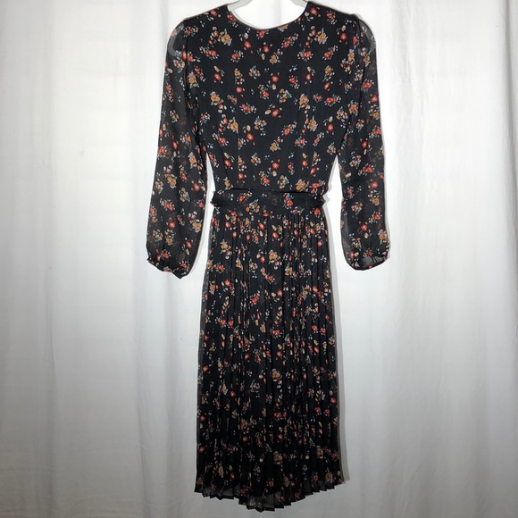 NWT Sugar+L!ps Floral Pleated Midi Dress - Picture 2 of 2
